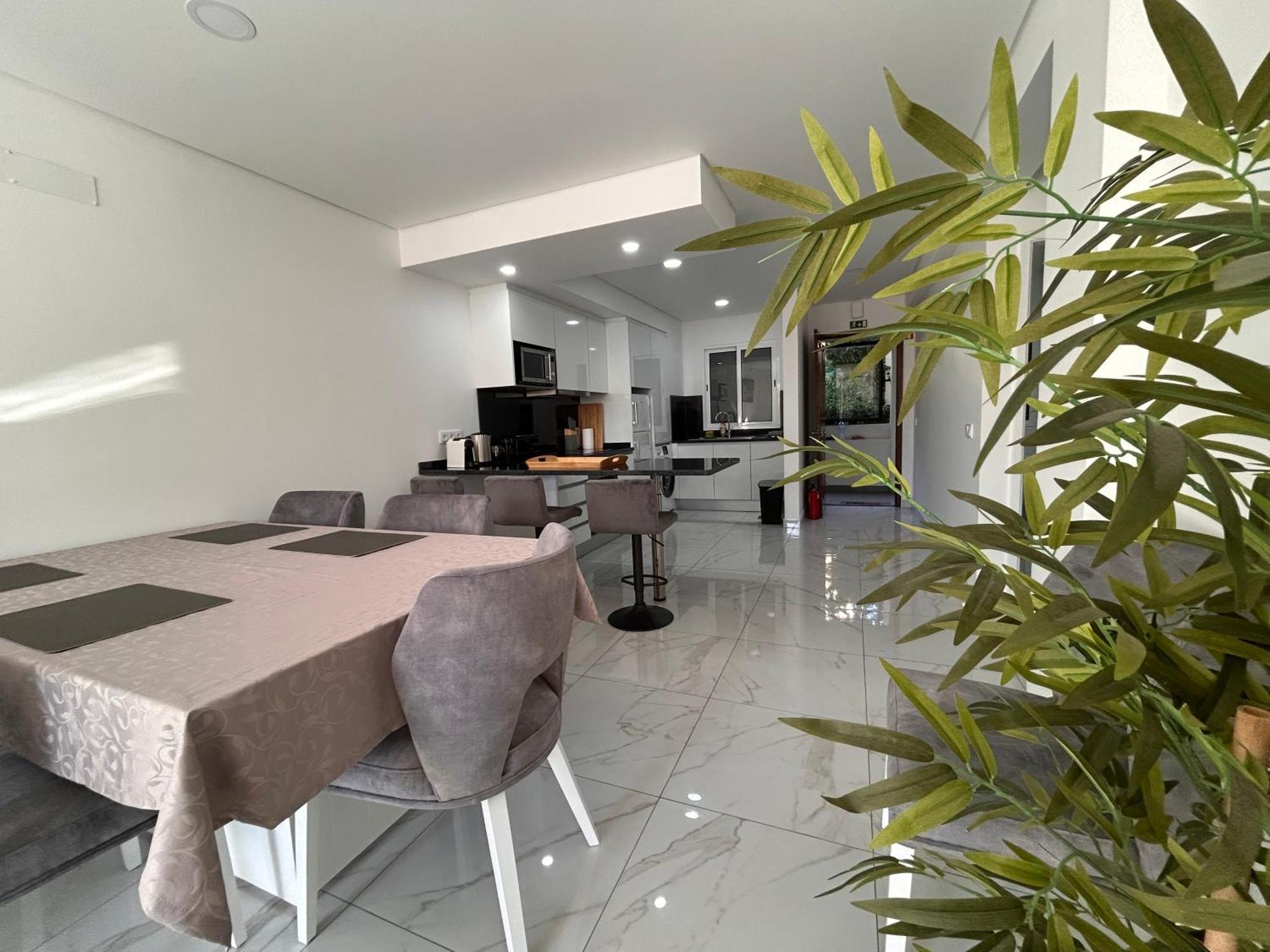 Ocean Dream Apartment- Air Condition Funchal  Bagian luar foto